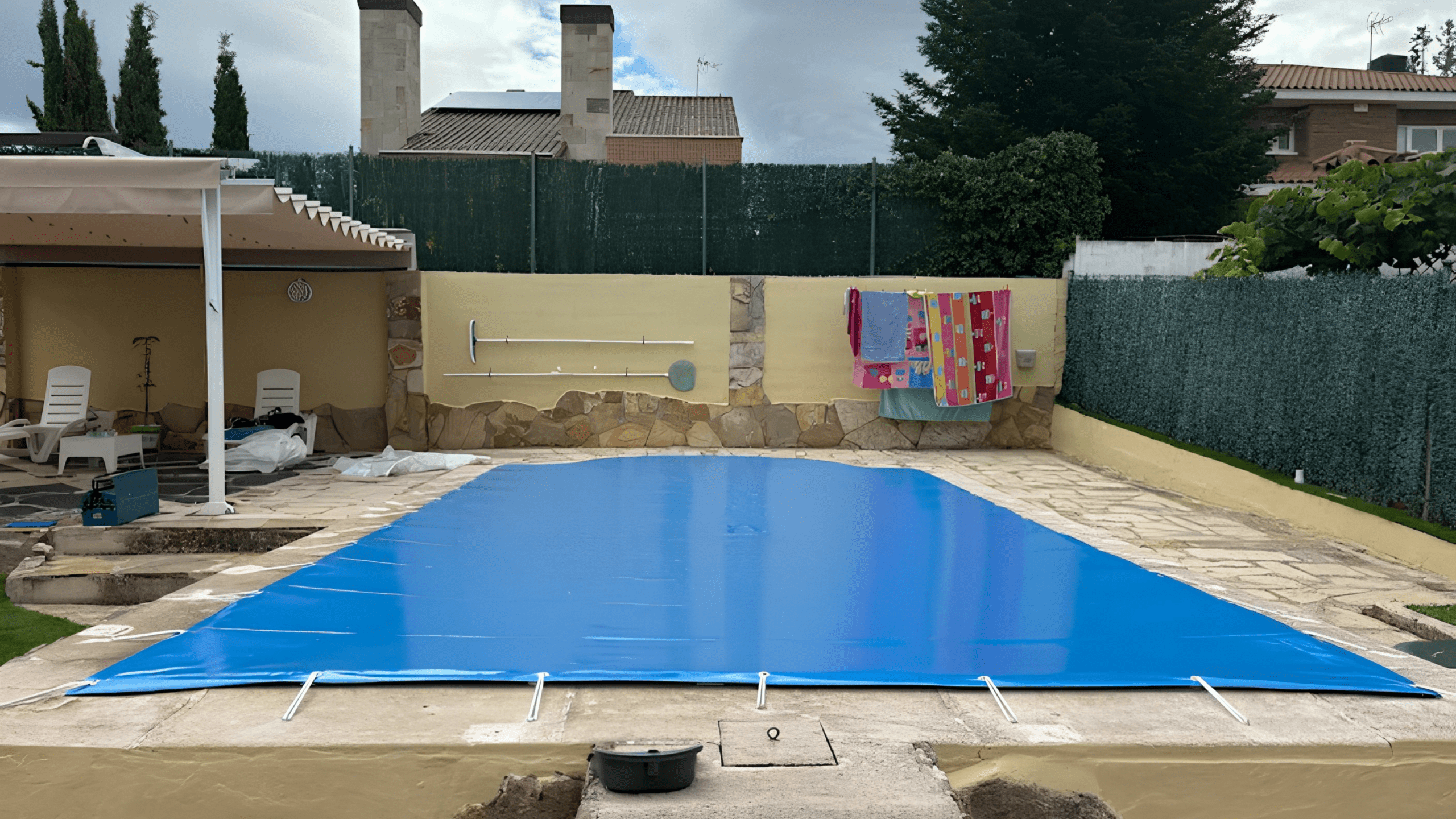 Lonas para piscinas y exteriores